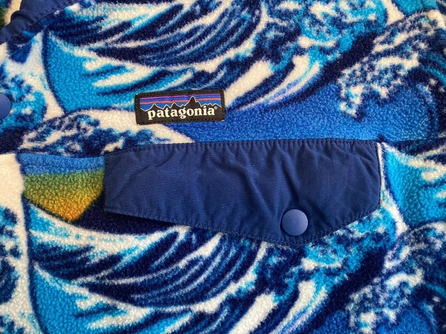 Patagonia Synchilla Medium Snap T Hokusai Pattern Wave Fleece Jacket