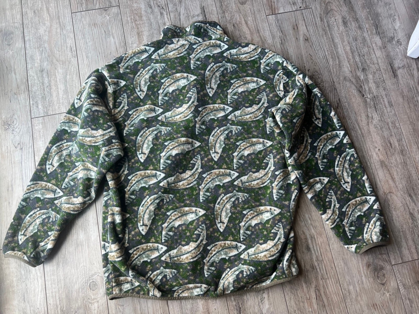 Patagonia Synchilla Snap-T Leaping Trout Fish Fleece Pullover Sweater - L