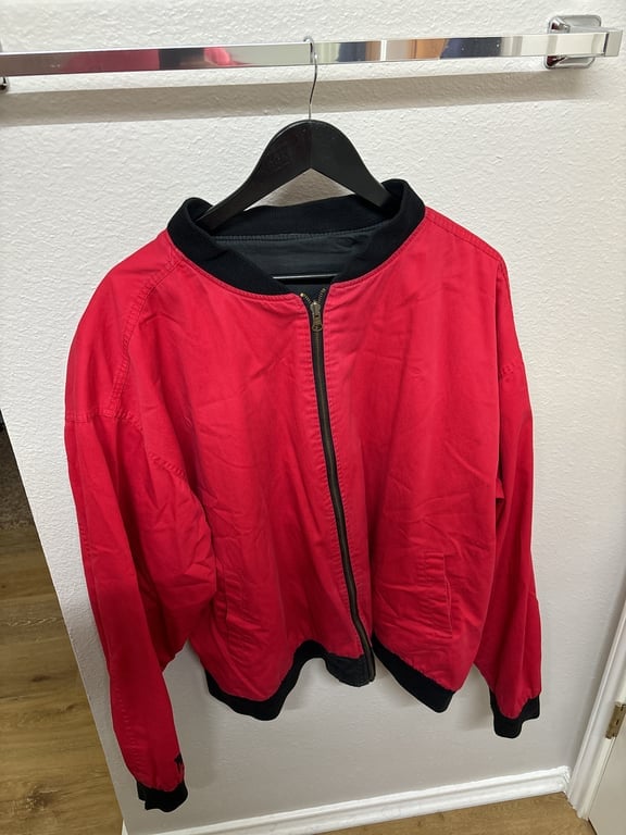 Vintage 90s Marlboro Embroidered Logo Reversible Bomber Jacket Red