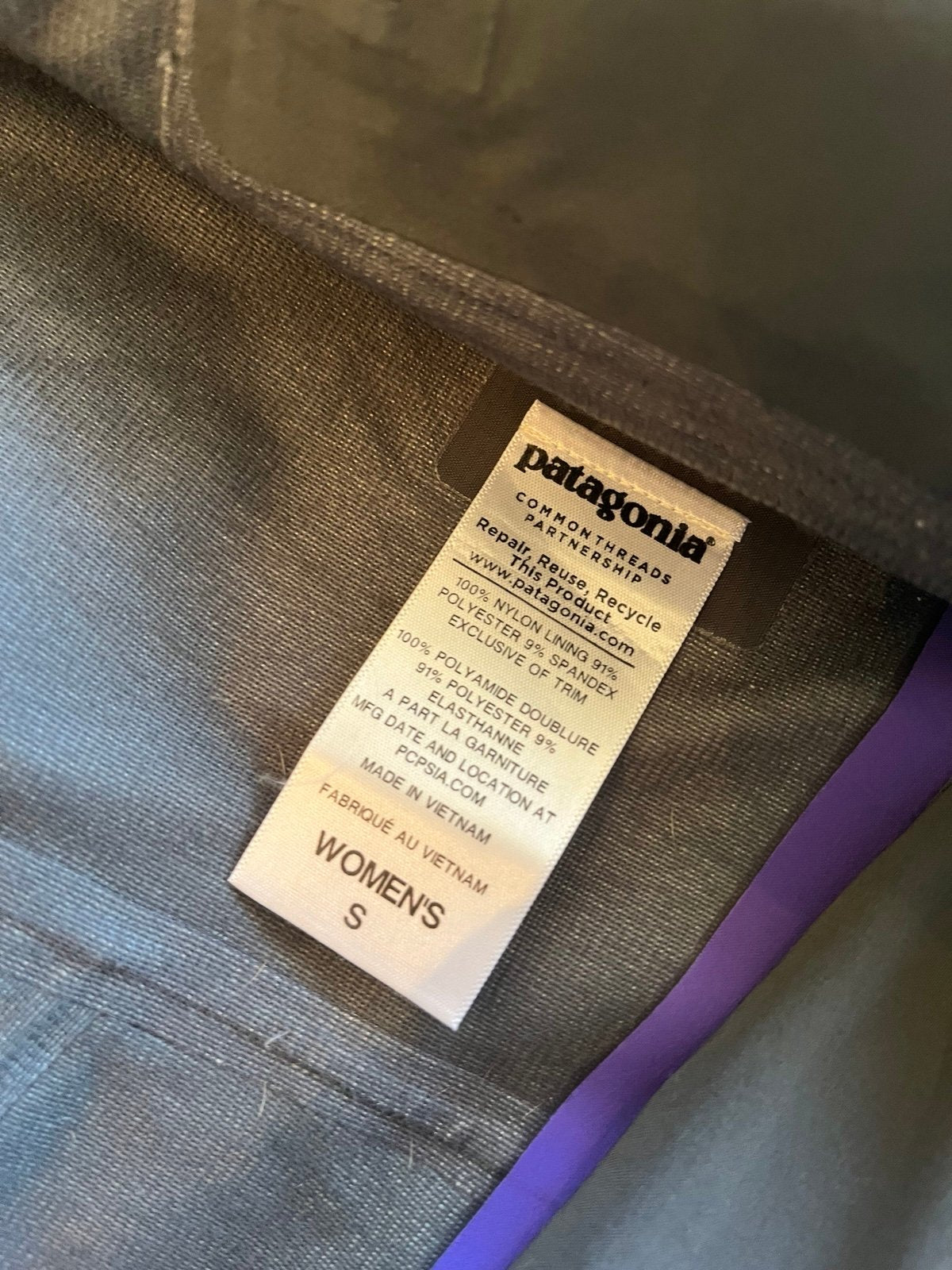 Patagonia Untracked Ski Jacket, Women’s Small